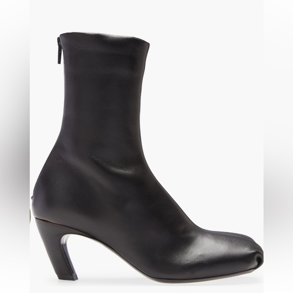 Khaite Normandy ankle boots - Picture 6 of 16